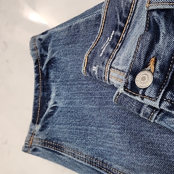 [Old Navy] Mid-Rise Buttom-Fly Slouchy Taper Ripped Non-Stretch Ankle Jeans - Picture 10 of 14
